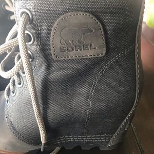 Grey Sorel boots size 7